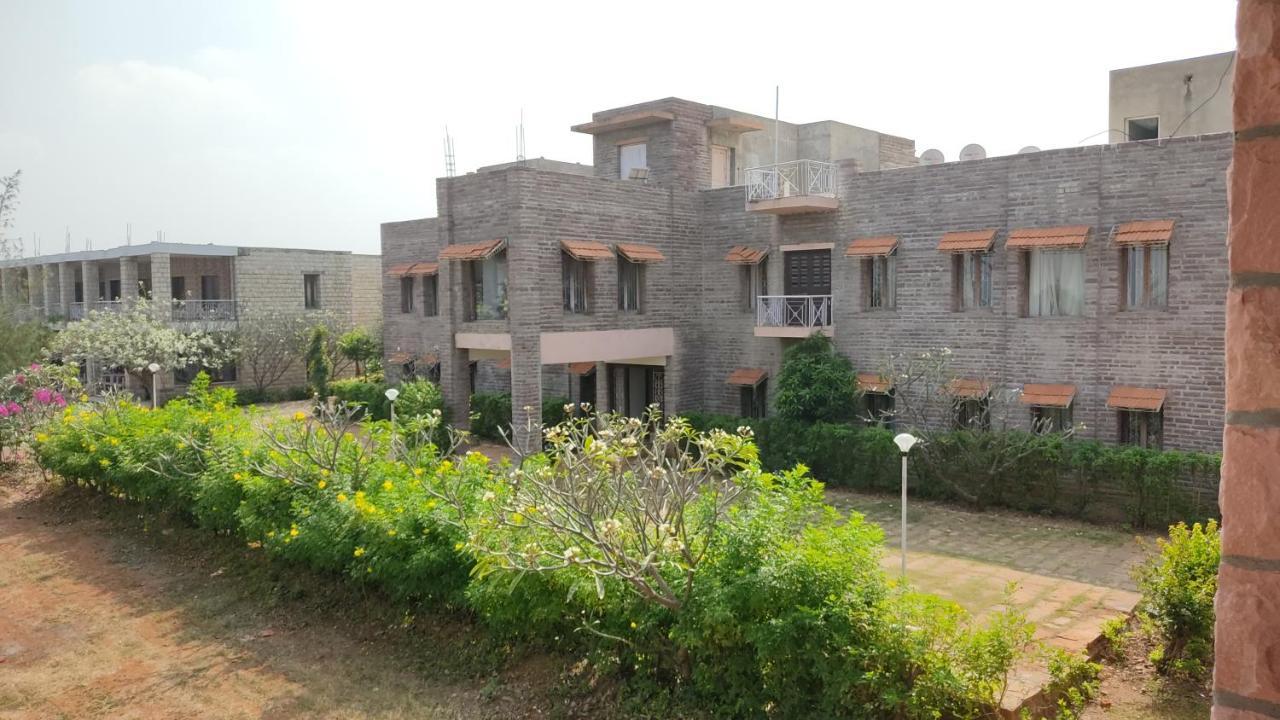 Kanthi Resorts Badami Bagalkot Exterior photo