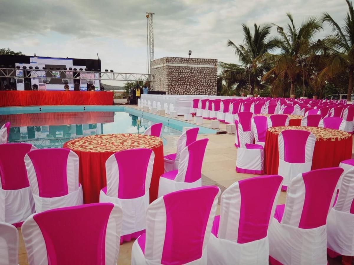 Kanthi Resorts Badami Bagalkot Exterior photo